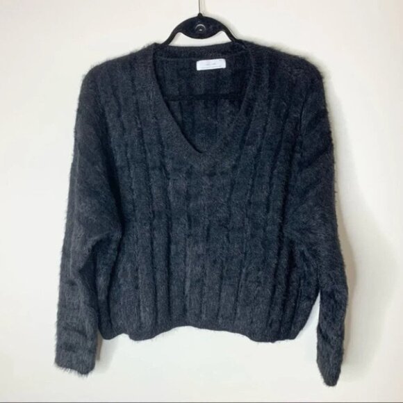 Oak and Fort Fuzzy Sweater V-neck Brushed Knit Black pullover fluffy Size XS - Picture 8 of 16